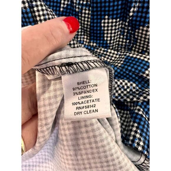 Maggy London Floral Blue Fit & Flare Dress 2 Exposed Zipper Pockets Urban NWT - Picture 7 of 8